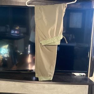 Patagonia terrebonne joggers.